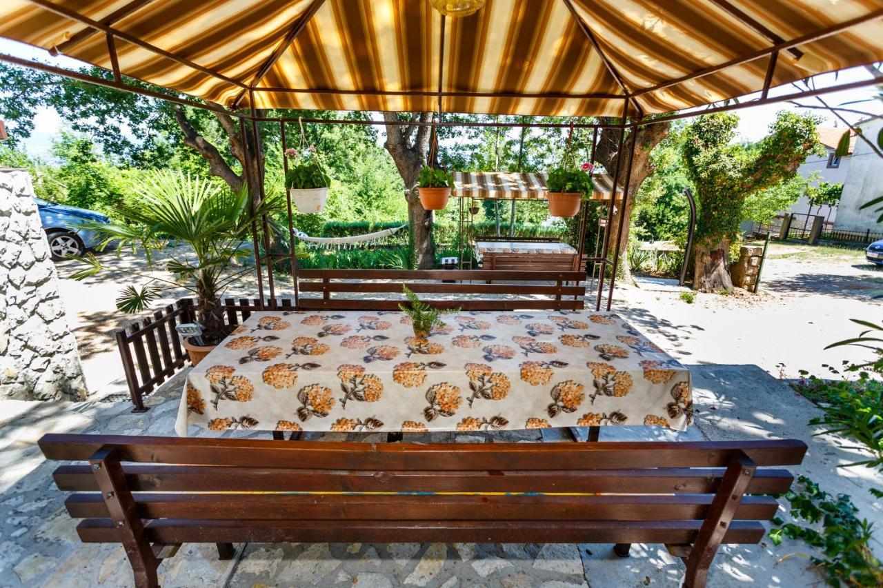 Apartmani Marica Risika Buitenkant foto